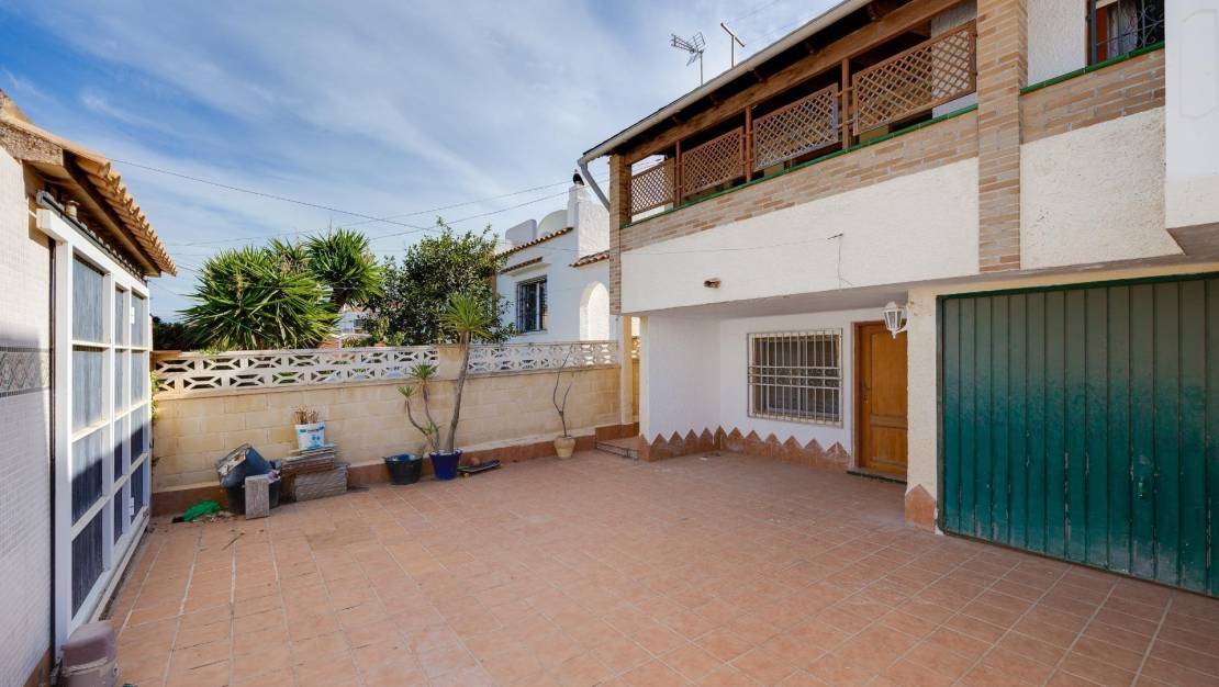 Venta - Chalet - Torrevieja - La Siesta - El Salado - Torreta