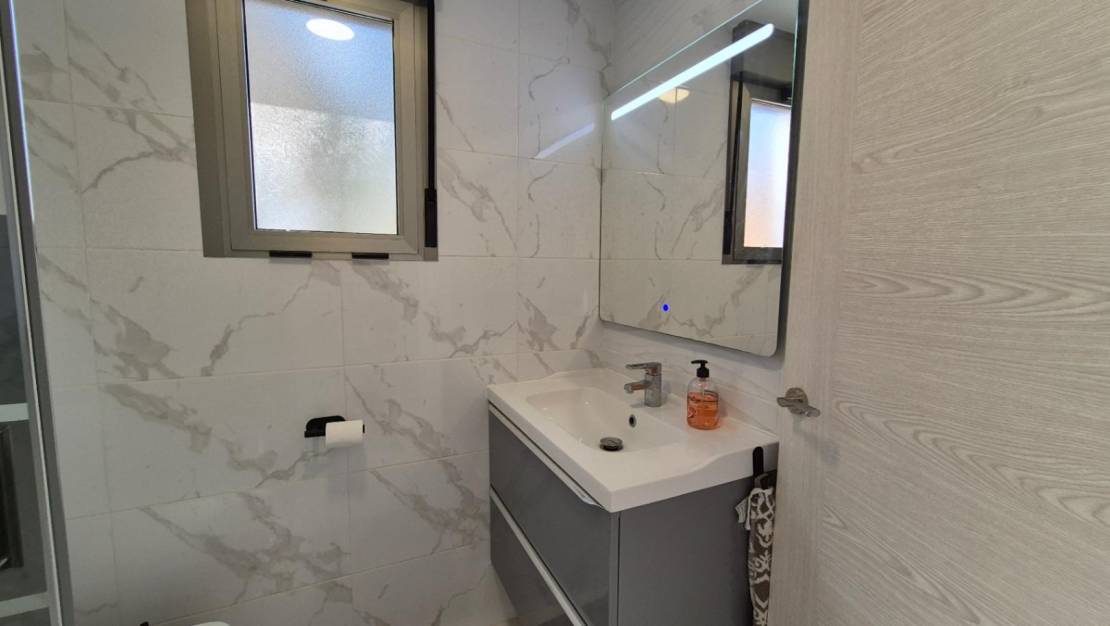 Venta - Chalet - Torrevieja - La siesta