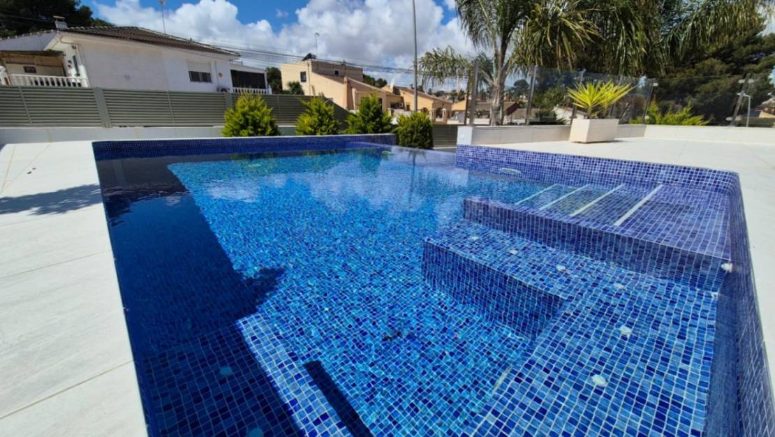 Venta - Chalet - Torrevieja - La siesta