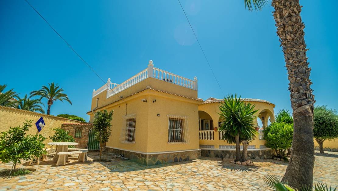 Venta - Chalet - Torrevieja - La siesta