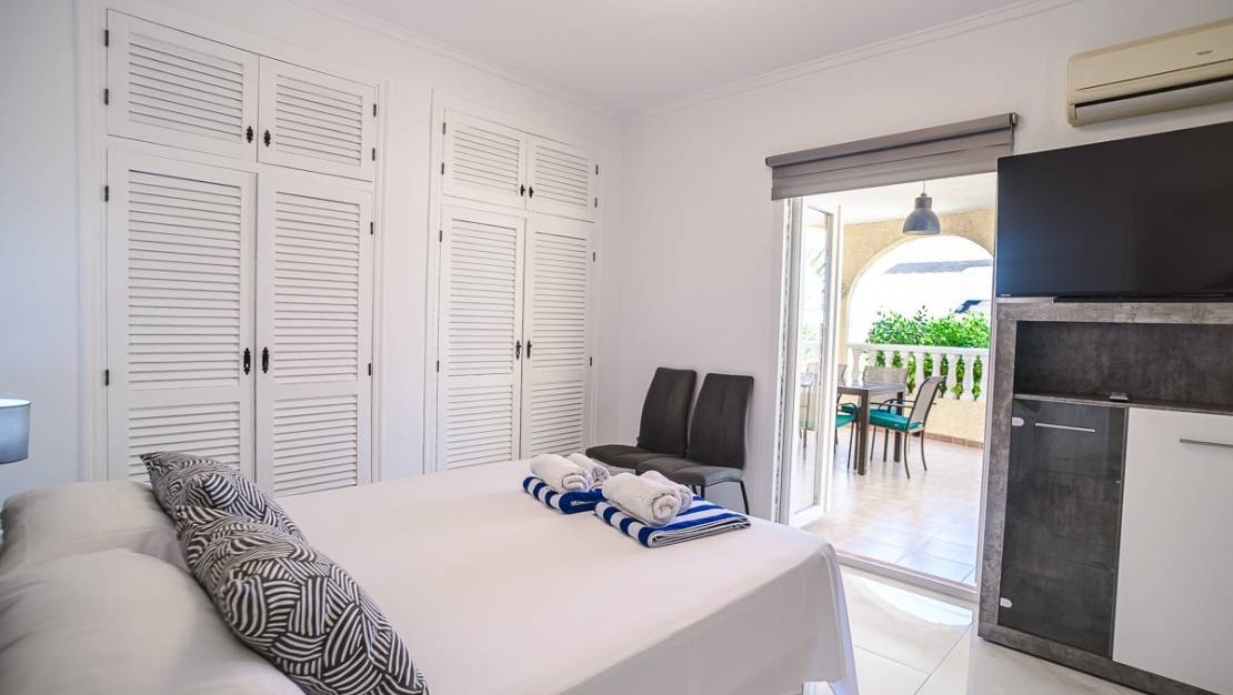 Venta - Chalet - Torrevieja - La siesta