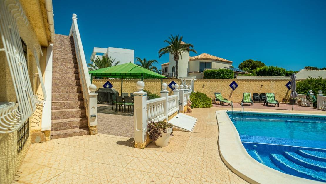 Venta - Chalet - Torrevieja - La siesta