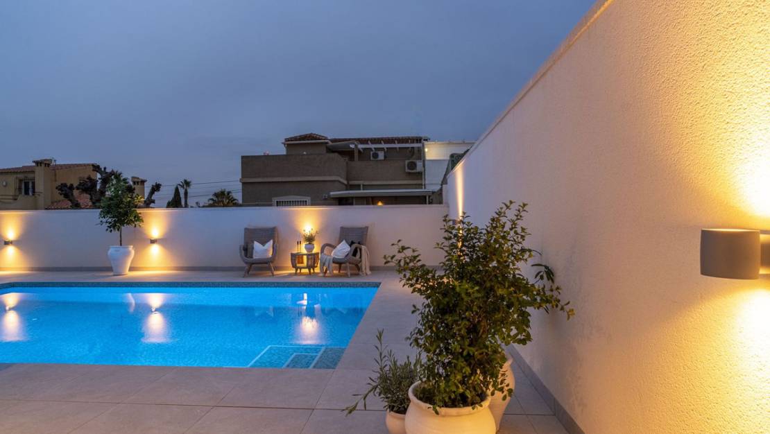 Venta - Chalet - Torrevieja - La siesta