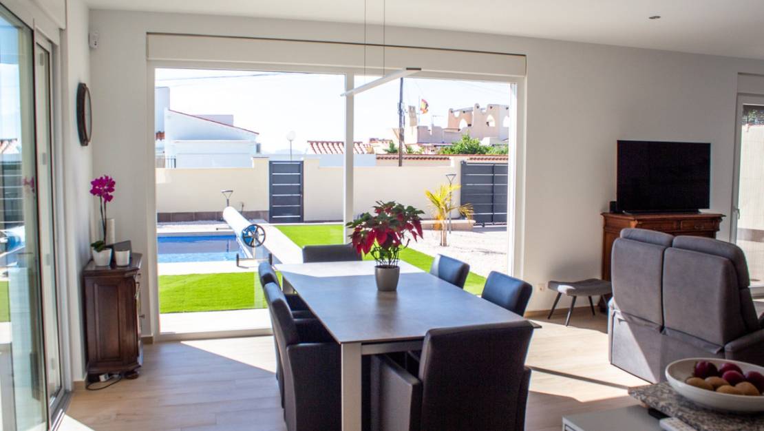 Venta - Chalet - Torrevieja - La siesta