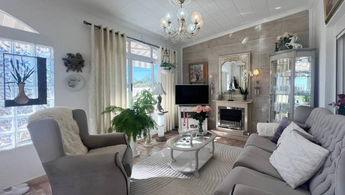 Venta - Chalet - Torrevieja - La siesta