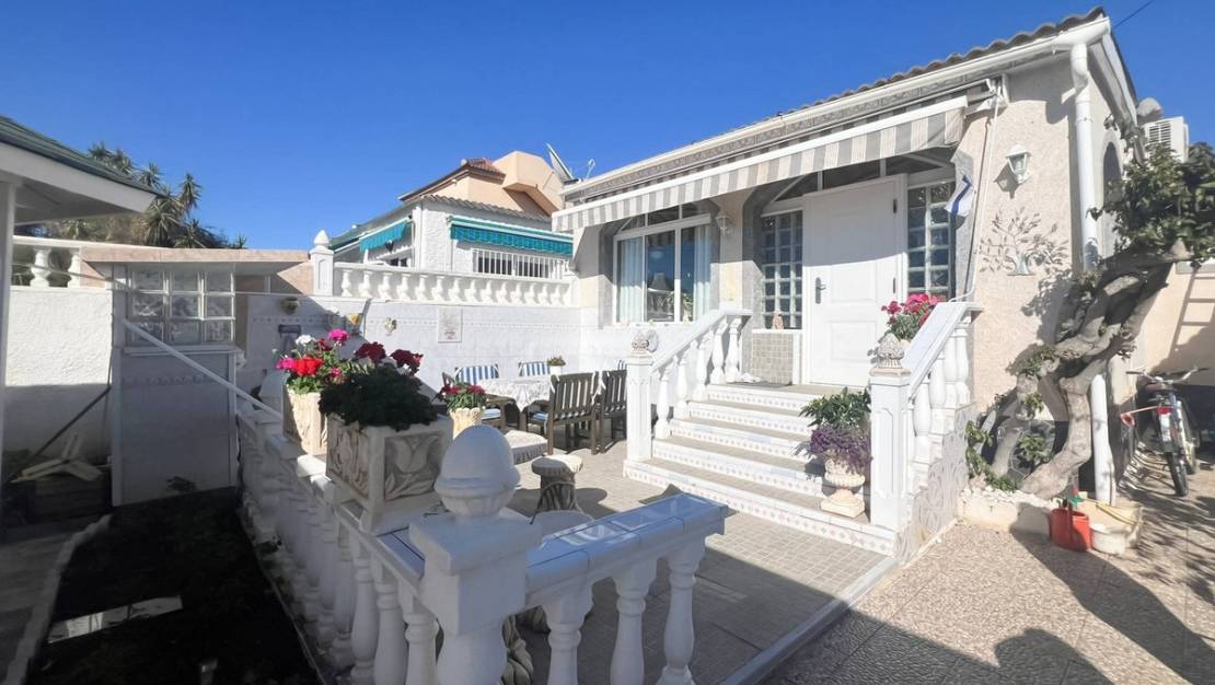 Venta - Chalet - Torrevieja - La siesta