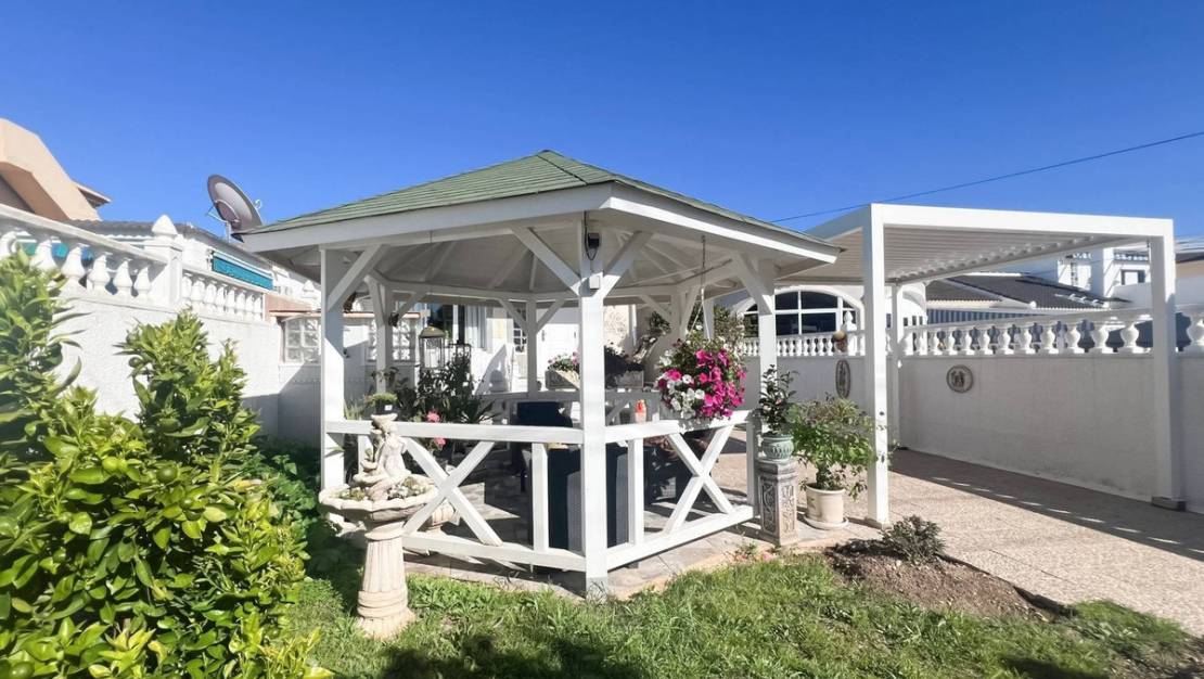 Venta - Chalet - Torrevieja - La siesta