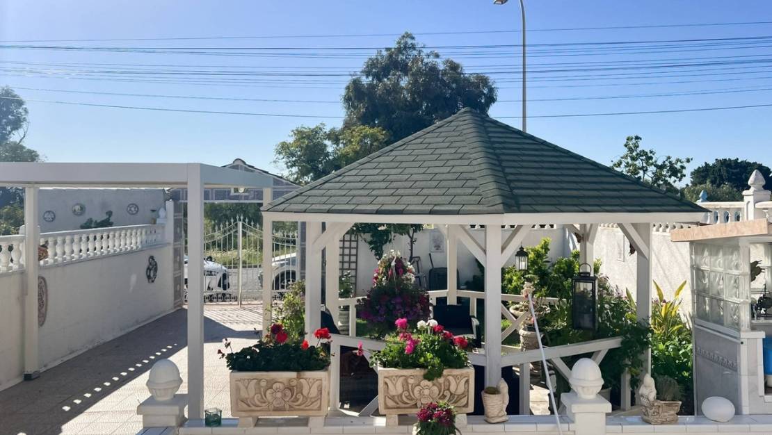 Venta - Chalet - Torrevieja - La siesta