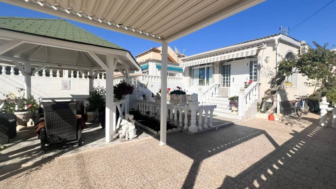 Venta - Chalet - Torrevieja - La siesta