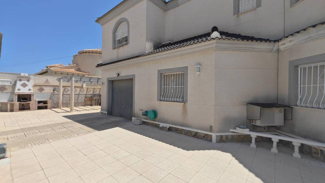 Venta - Chalet - Torrevieja - La siesta