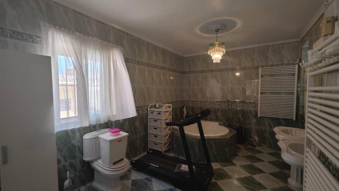 Venta - Chalet - Torrevieja - La siesta