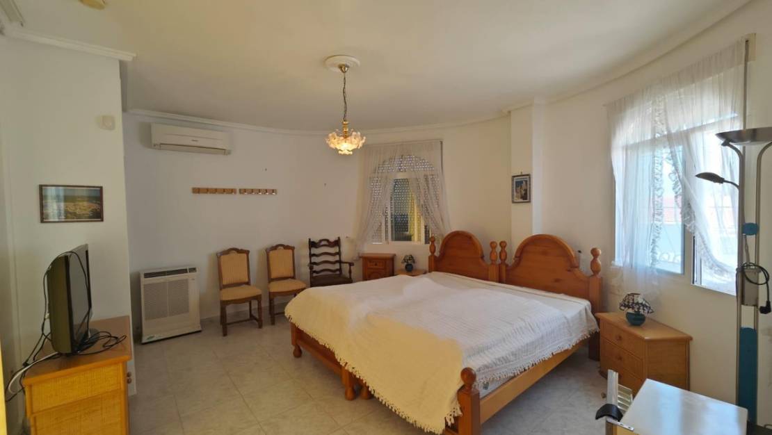 Venta - Chalet - Torrevieja - La siesta