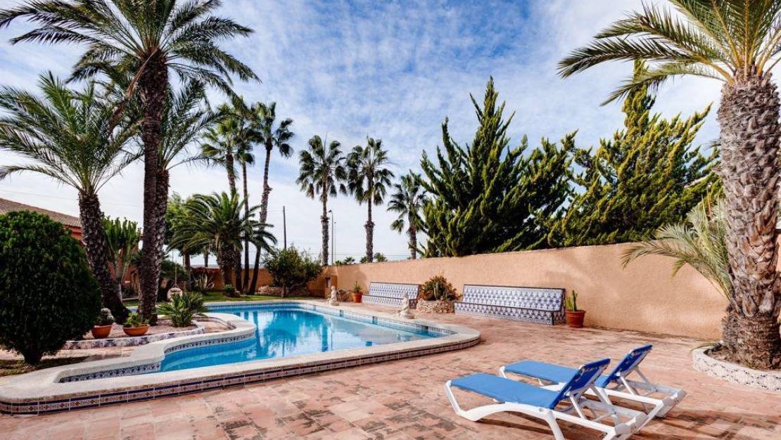 Venta - Chalet - Torrevieja - La siesta