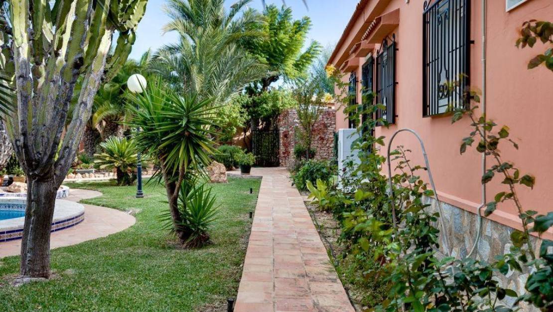 Venta - Chalet - Torrevieja - La siesta