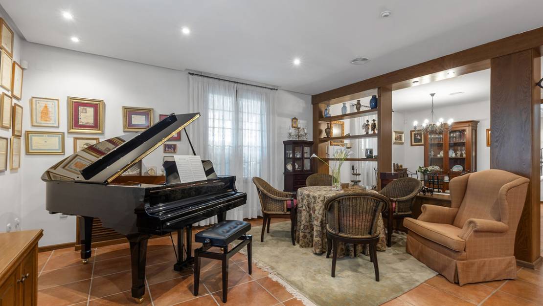 Venta - Chalet - Torrevieja - La Veleta