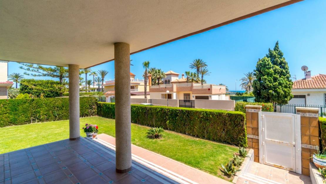 Venta - Chalet - Torrevieja - La Veleta