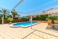 Venta - Chalet - Torrevieja - La Veleta