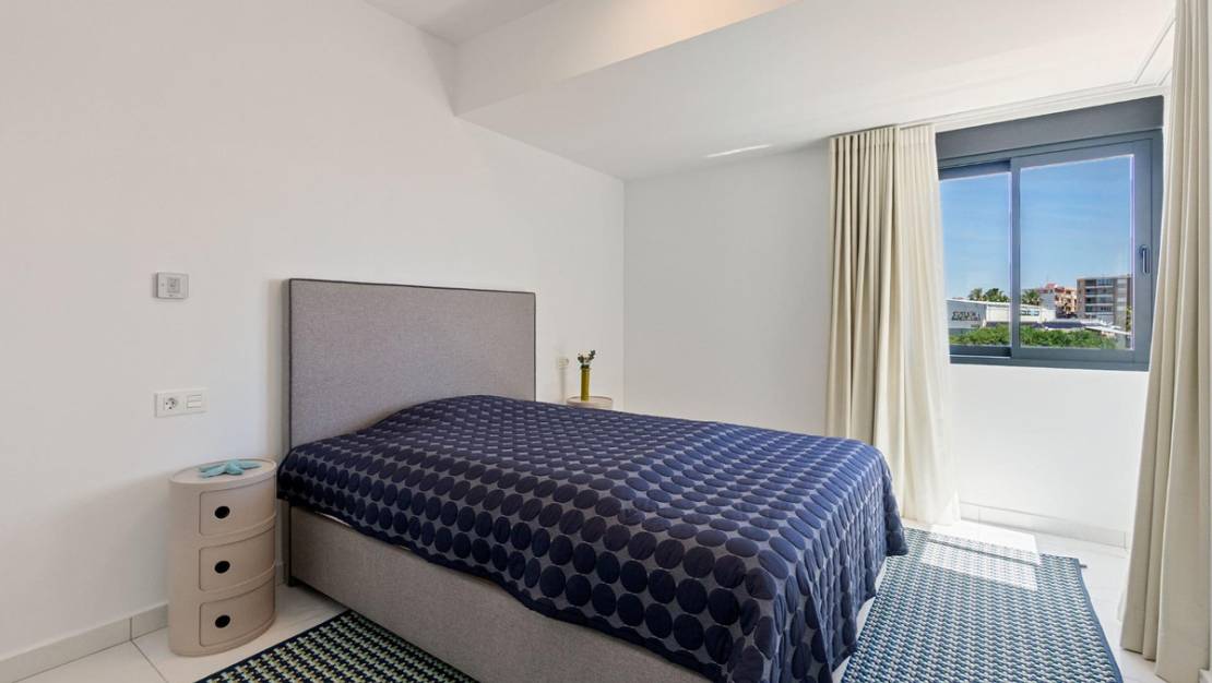 Venta - Chalet - Torrevieja - La Veleta