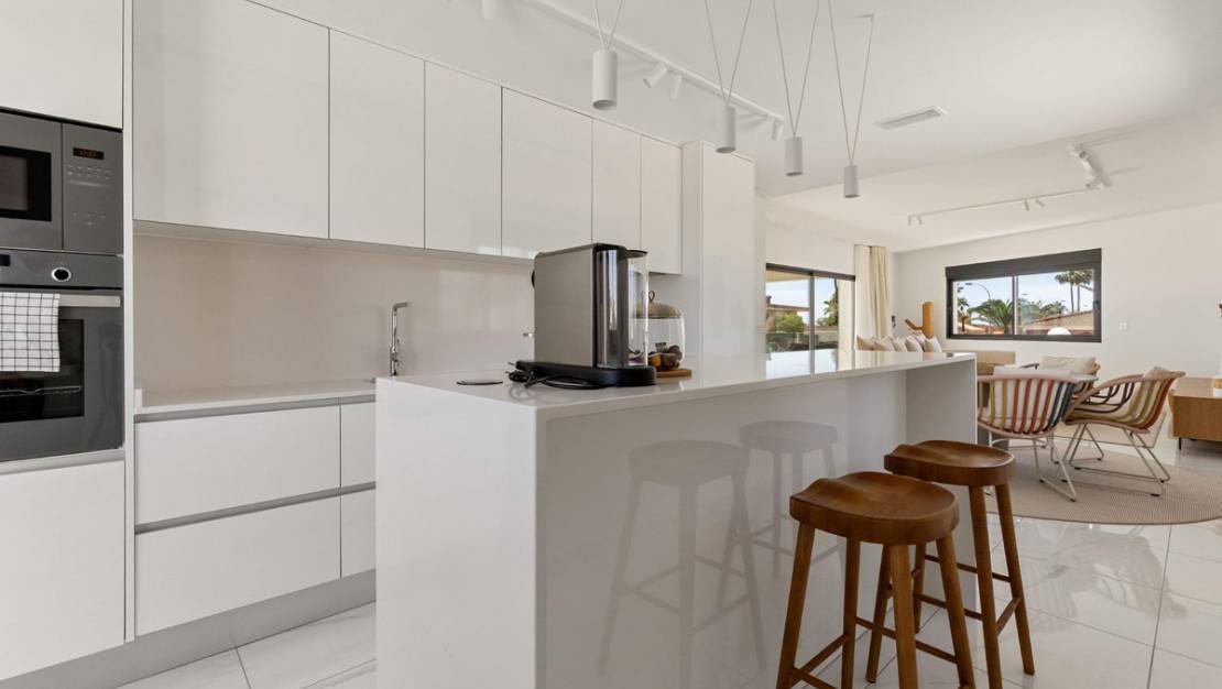 Venta - Chalet - Torrevieja - La Veleta