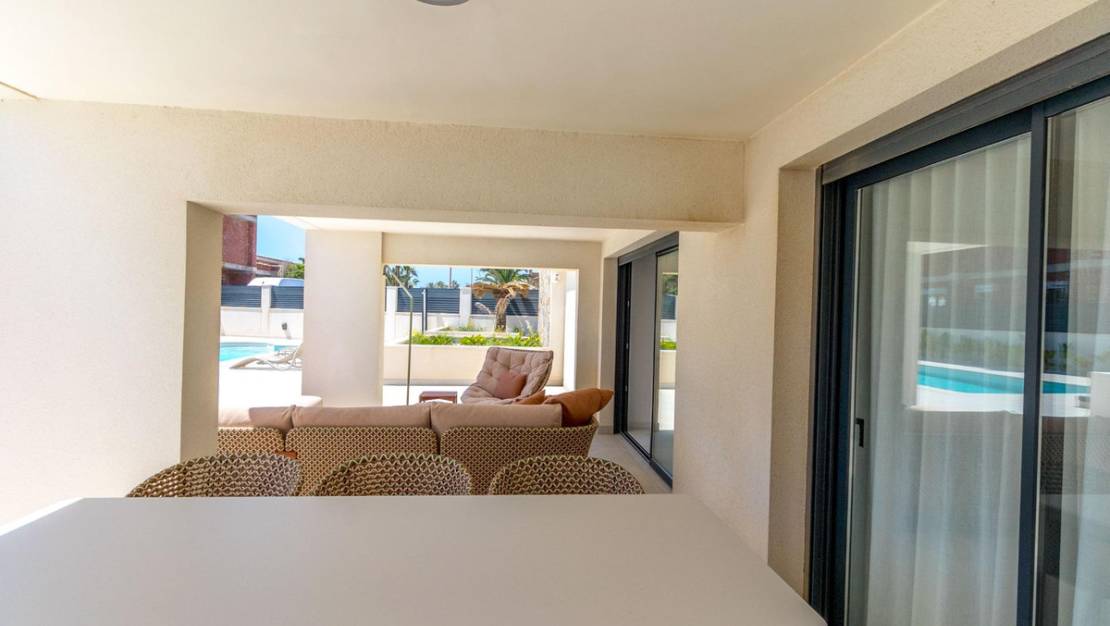 Venta - Chalet - Torrevieja - La Veleta