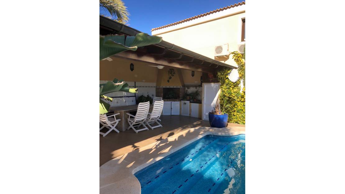 Venta - Chalet - Torrevieja - La Veleta