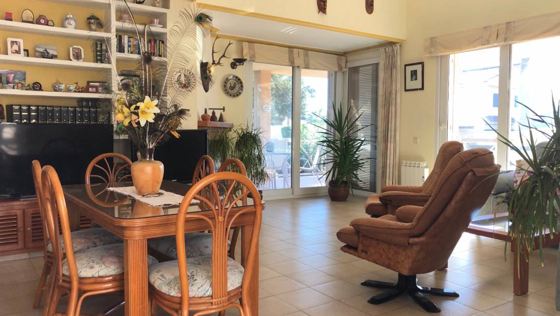 Venta - Chalet - Torrevieja - La Veleta