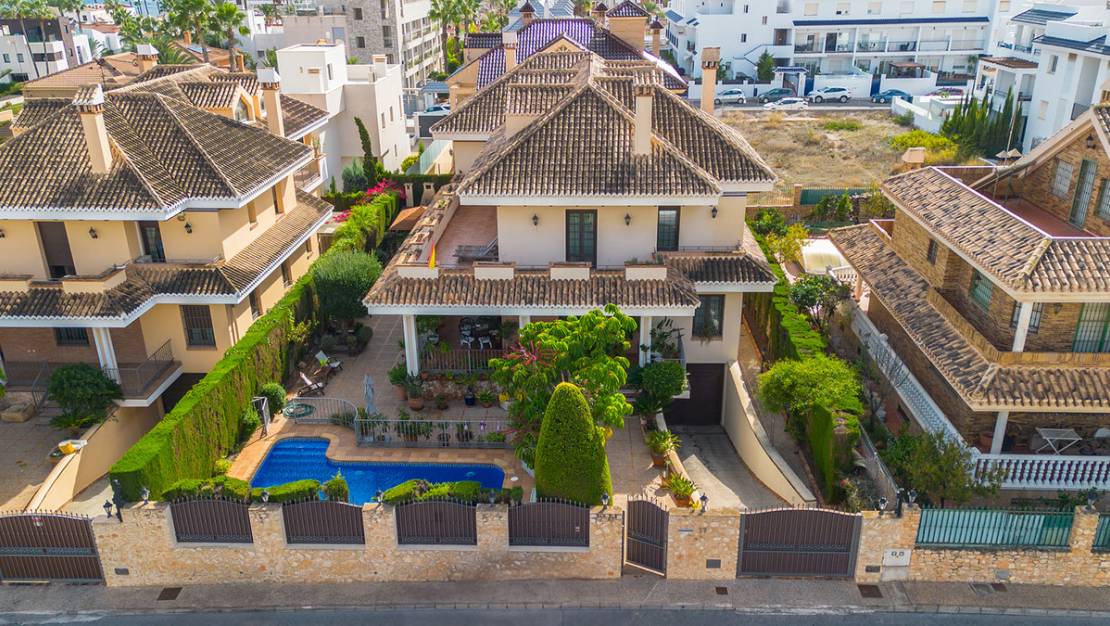 Venta - Chalet - Torrevieja - La Veleta