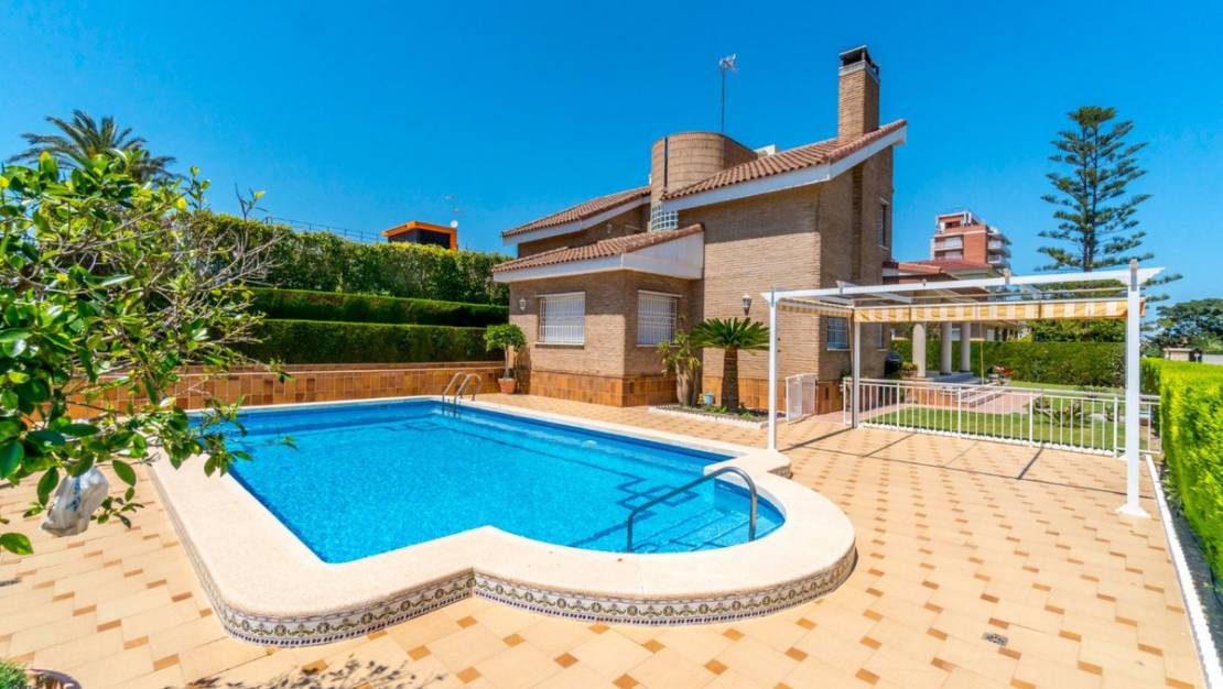 Venta - Chalet - Torrevieja - La Veleta
