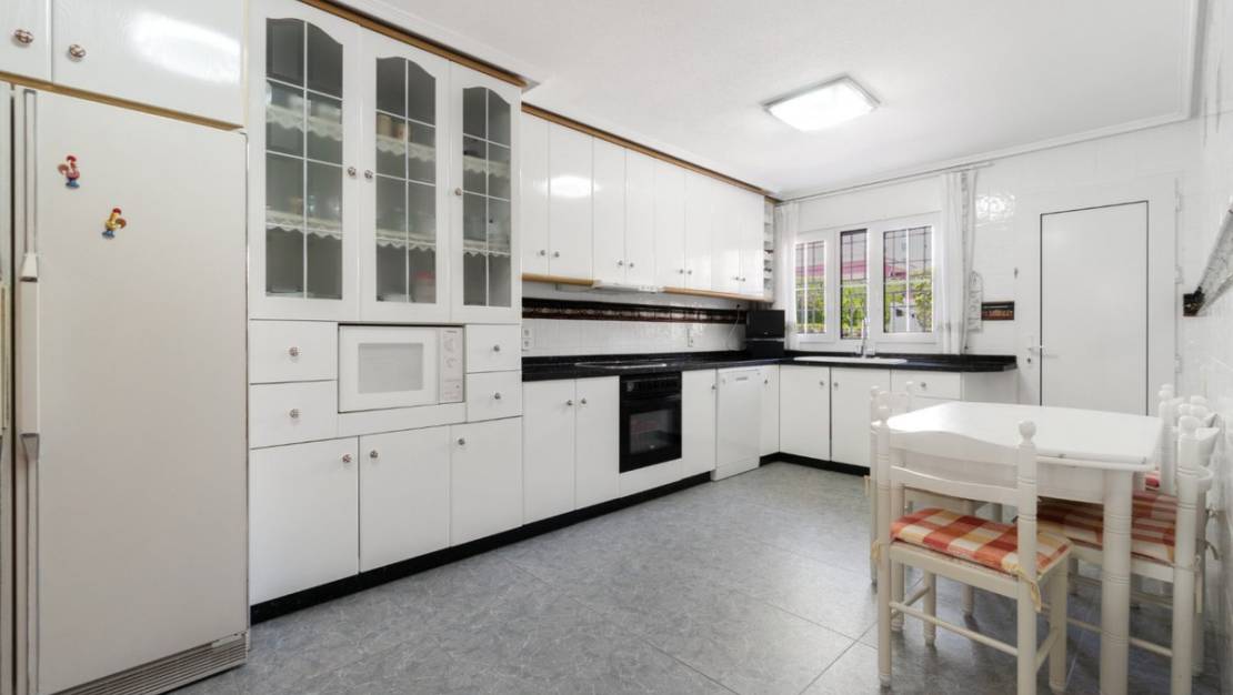 Venta - Chalet - Torrevieja - La Veleta