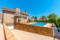Venta - Chalet - Torrevieja - La Veleta