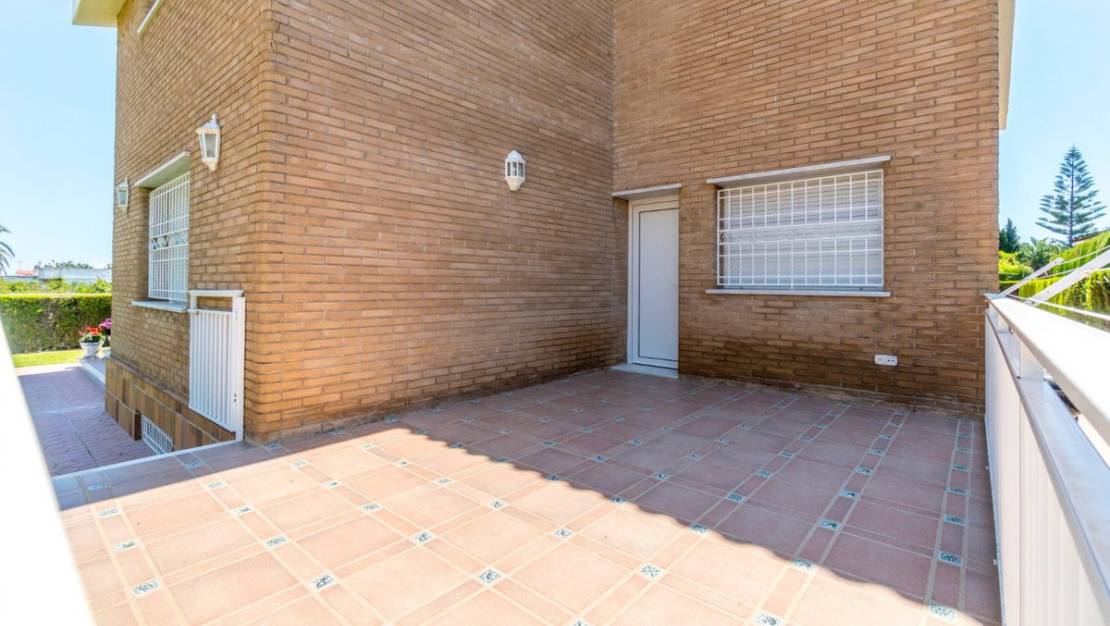 Venta - Chalet - Torrevieja - La Veleta