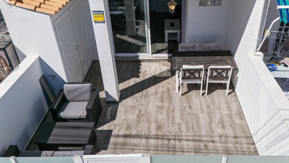 Venta - Chalet - Torrevieja - Lago jardin