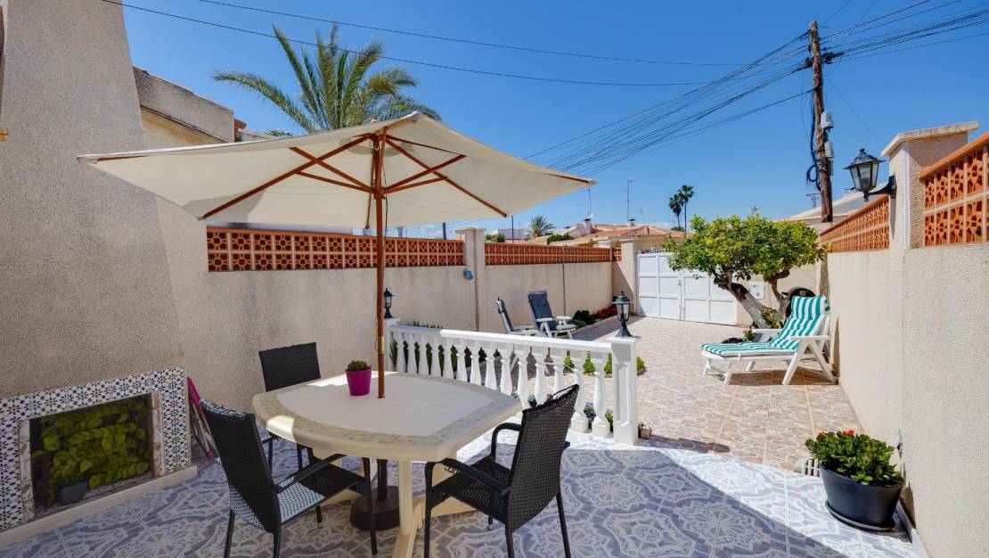Venta - Chalet - Torrevieja - Los Angeles