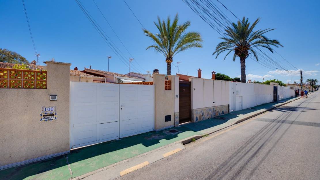 Venta - Chalet - Torrevieja - Los Angeles