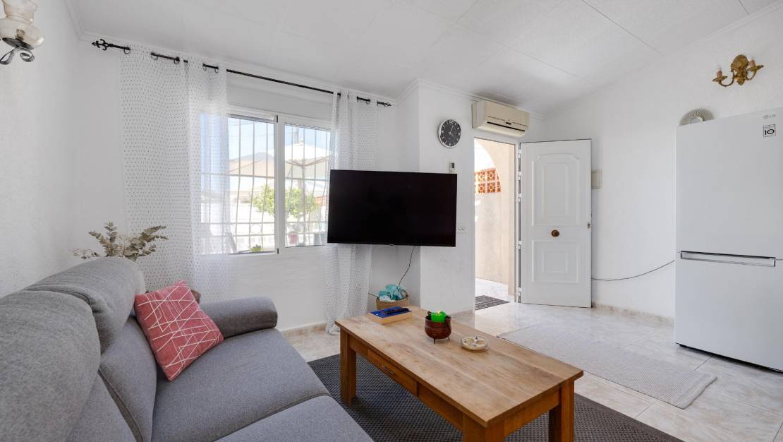 Venta - Chalet - Torrevieja - Los Angeles
