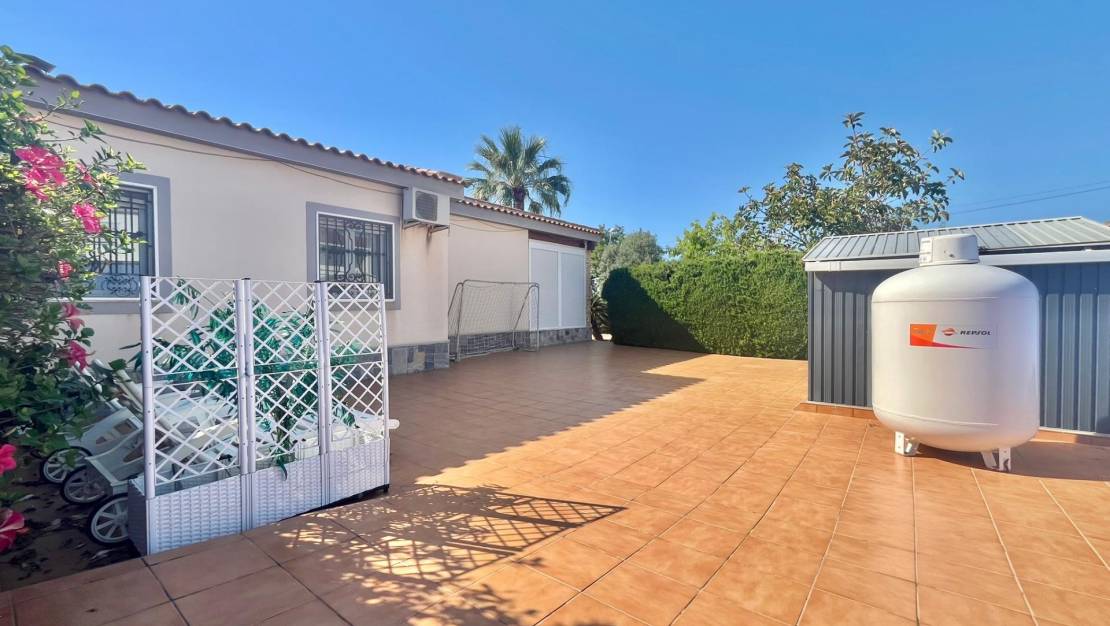 Venta - Chalet - Torrevieja - Los Balcones - Los Altos del Edén