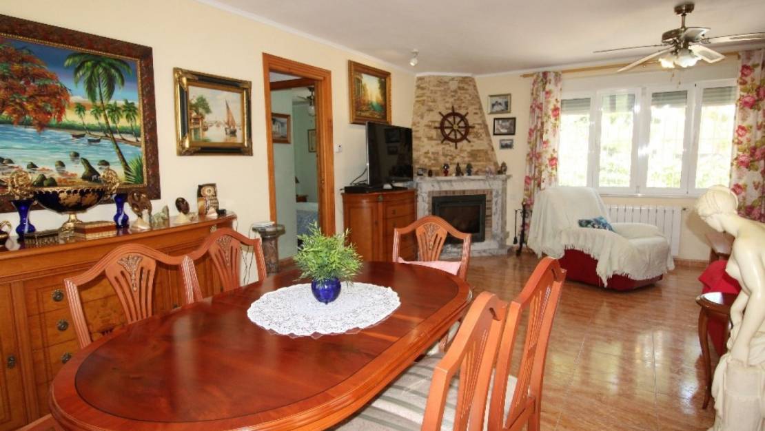 Venta - Chalet - Torrevieja - Los Balcones