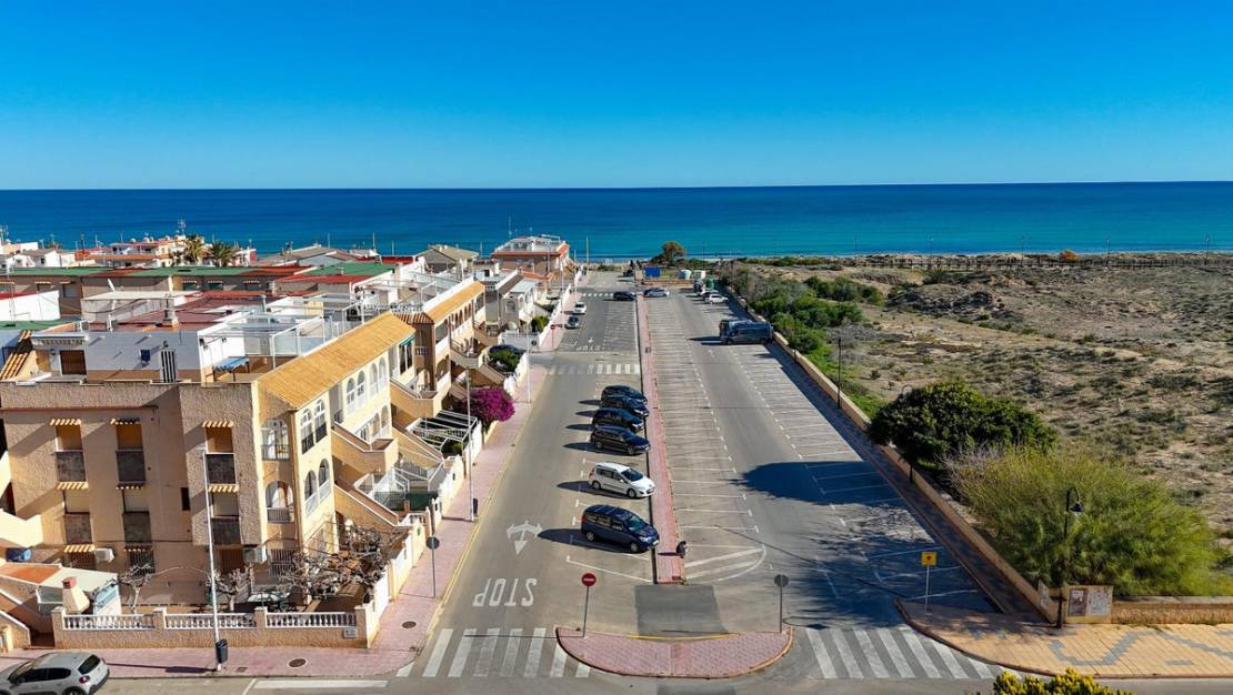 Venta - Chalet - Torrevieja - Playa De La Mata