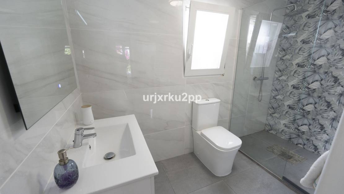 Venta - Chalet - Torrevieja - San Luis