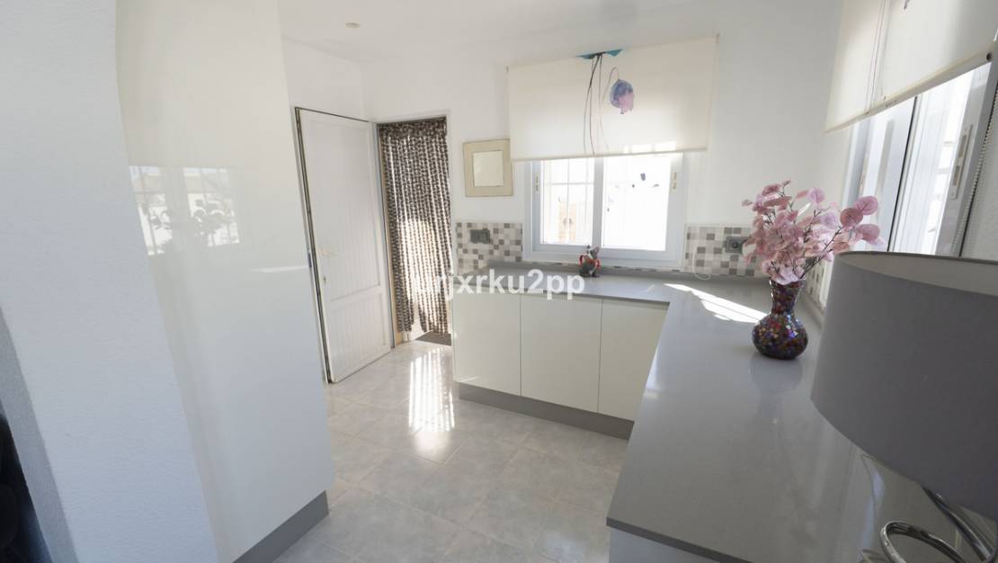 Venta - Chalet - Torrevieja - San Luis