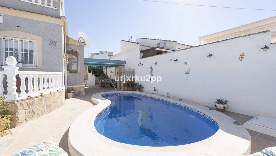 Venta - Chalet - Torrevieja - San Luis