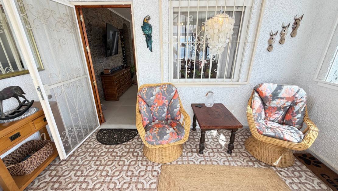 Venta - Chalet - Torrevieja - San Luis