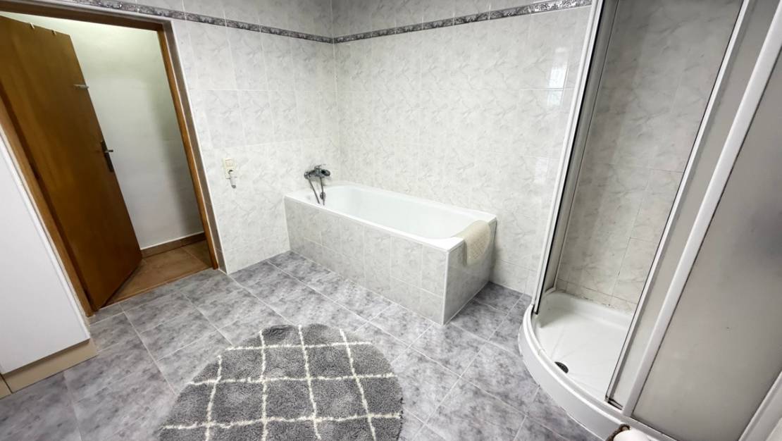 Venta - Chalet - Torrevieja - San Luis