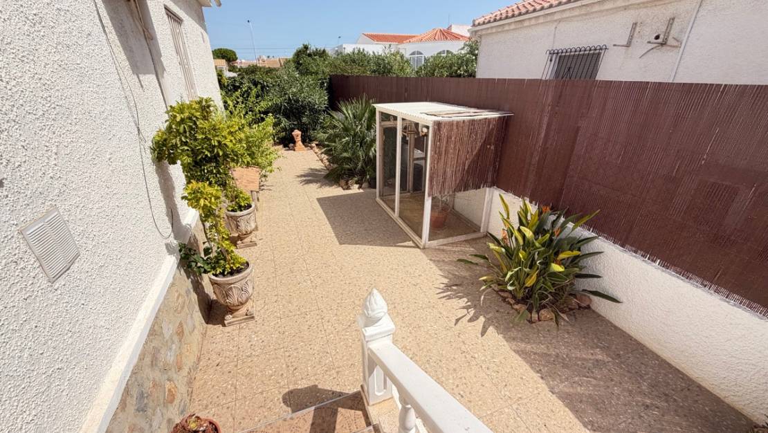 Venta - Chalet - Torrevieja - San Luis