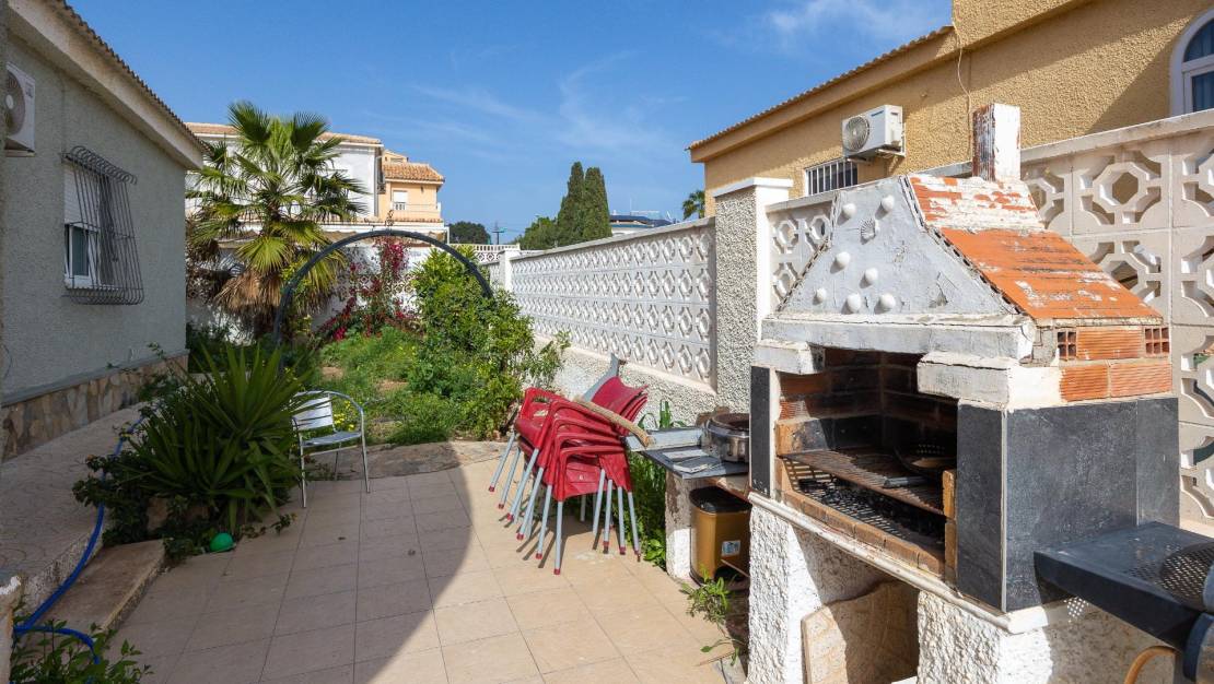 Venta - Chalet - Torrevieja - San Luis