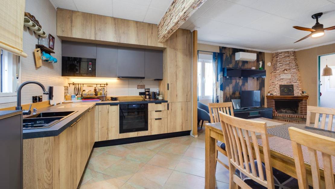 Venta - Chalet - Torrevieja - San Luis