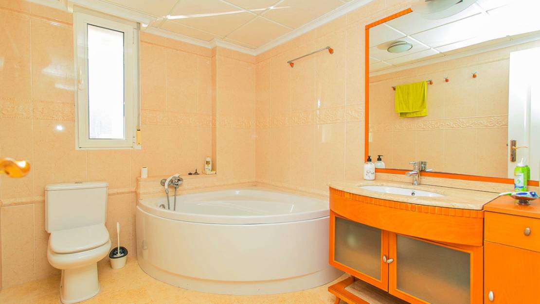 Venta - Chalet - Torrevieja - Torre la mata