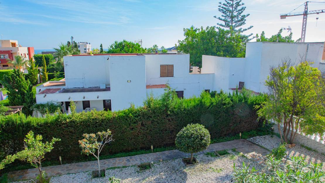 Venta - Chalet - Torrevieja - Torre la mata