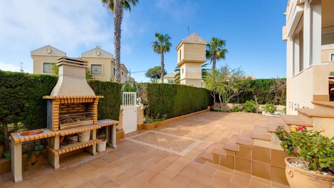 Venta - Chalet - Torrevieja - Torreblanca