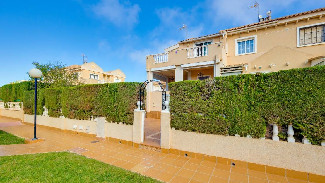 Venta - Chalet - Torrevieja - Torreblanca